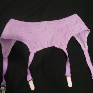 Vintage lavender garter belt S